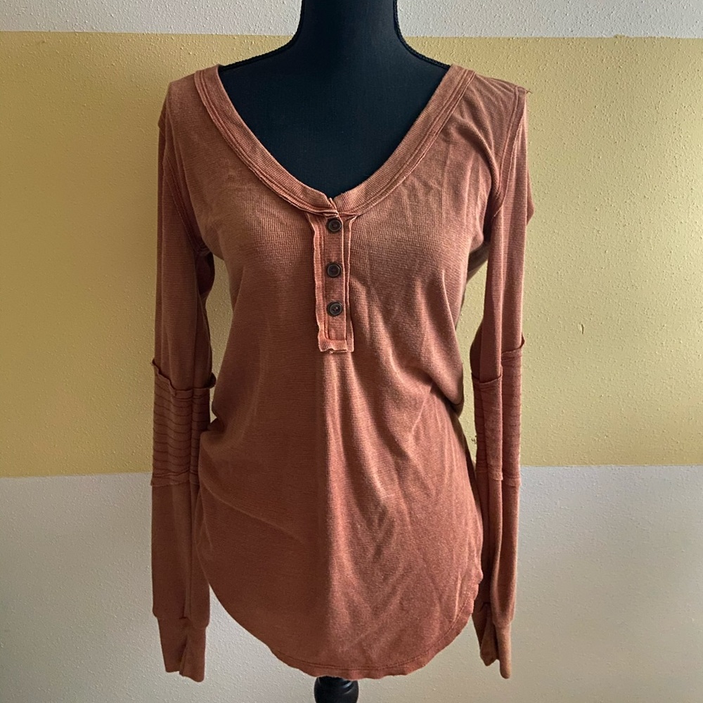 Buckle Henley Tee